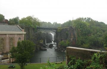 Great Falls - Powerhouse and Falls